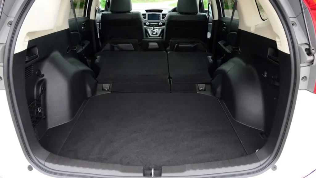 Honda CR-V boot - 617 liters of space, great for big dogs